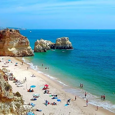 Da Rocha 2-bedroom With Parking Bay Portimao