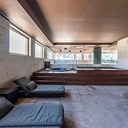 Da Rocha 2-bedroom With Parking Bay 3*