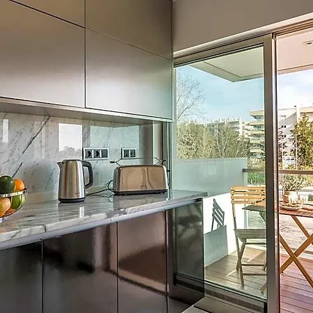 Da Rocha 2-bedroom With Parking Bay