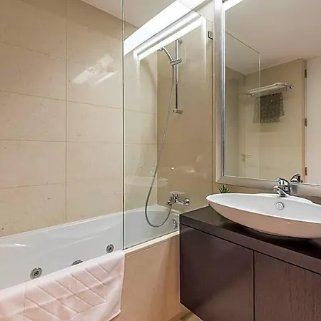 Da Rocha 2-bedroom With Parking Bay 3* Portimão