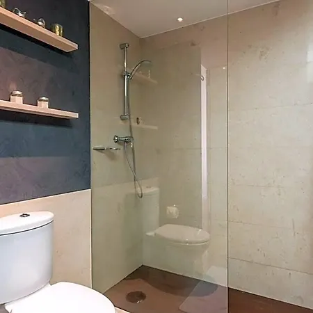 Hotel Da Rocha 2-bedroom With Parking Bay 3*